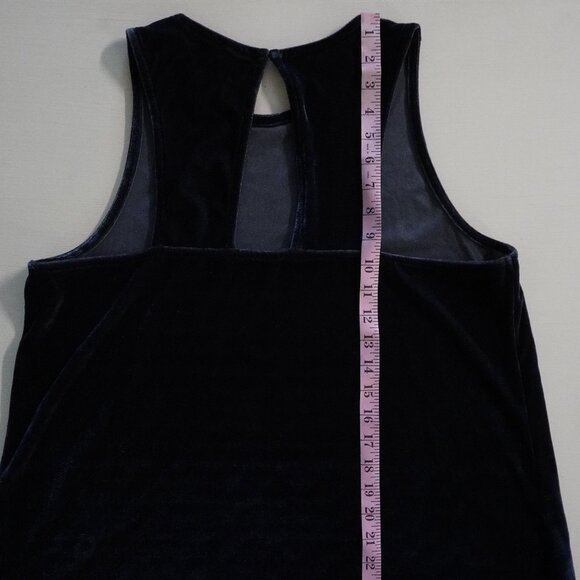 Banana Republic Large Sleeveless Blouse - Picture 6 of 7